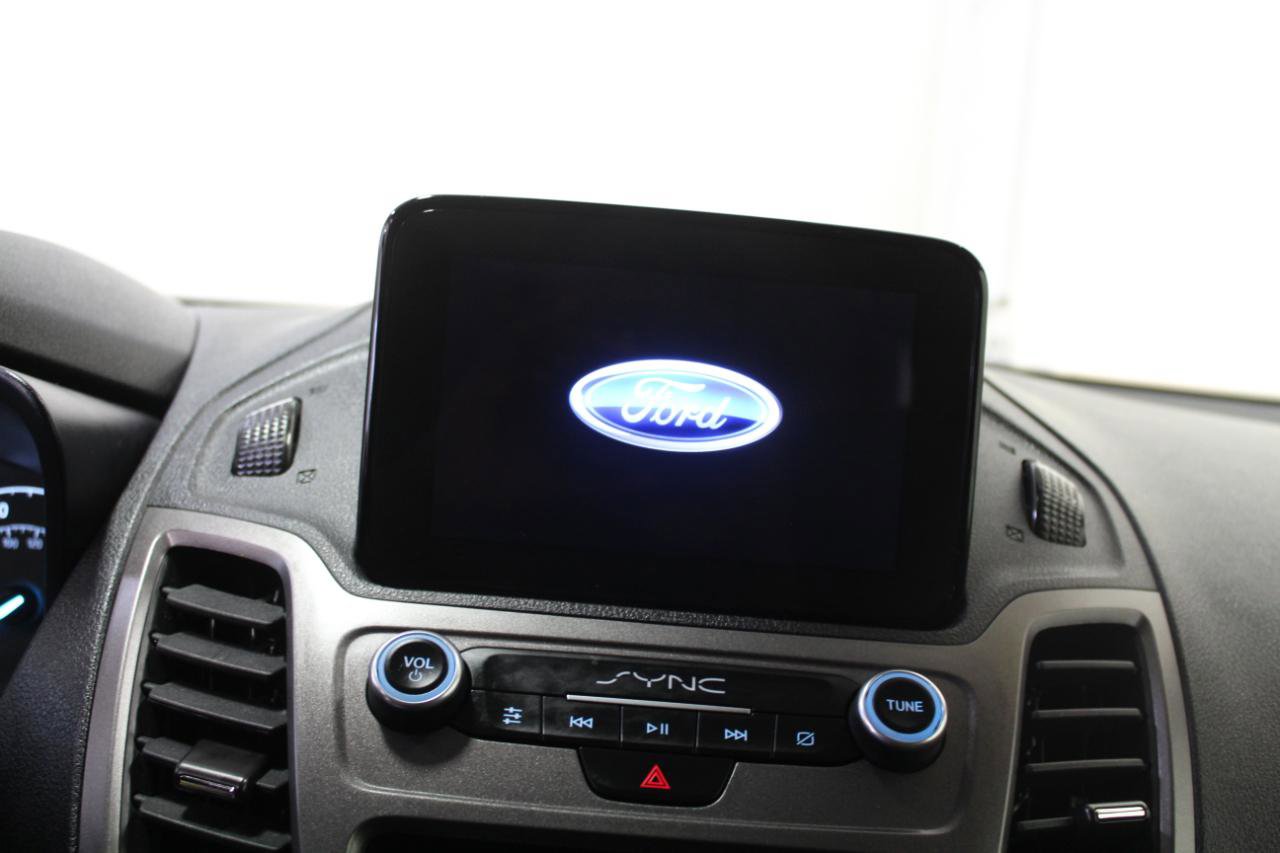 Used 2022 Ford Transit Connect XL image 12
