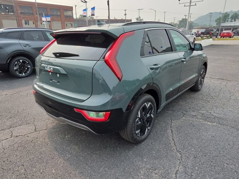 New 2026 Kia Niro Wind w/ Wind Preserve Package FWD image 7