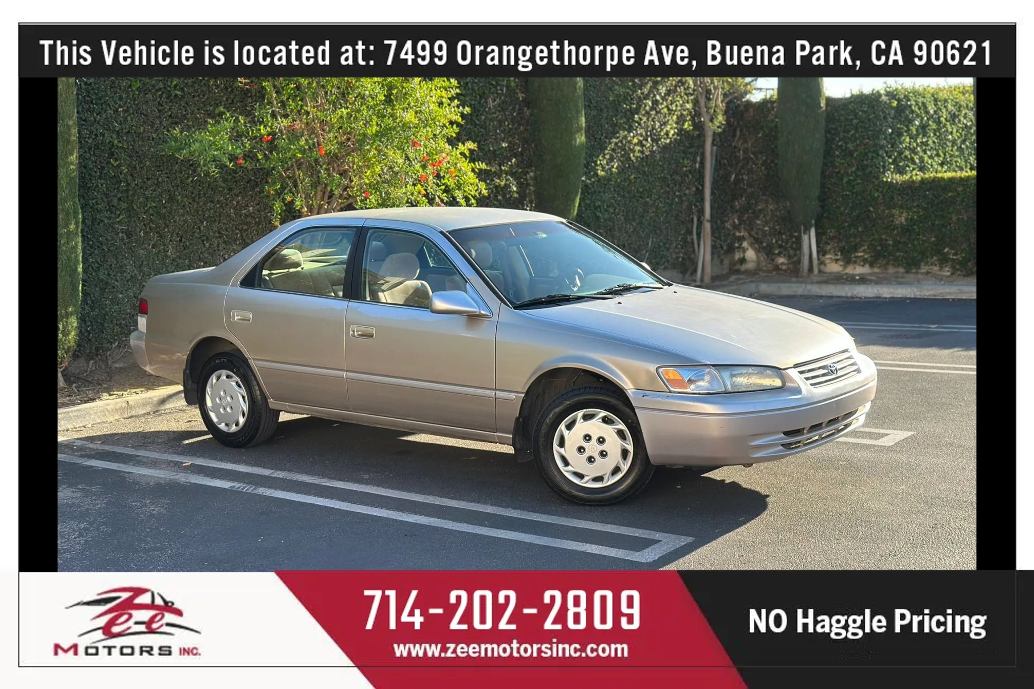 Used 1998 Toyota Camry LE FWD image 1