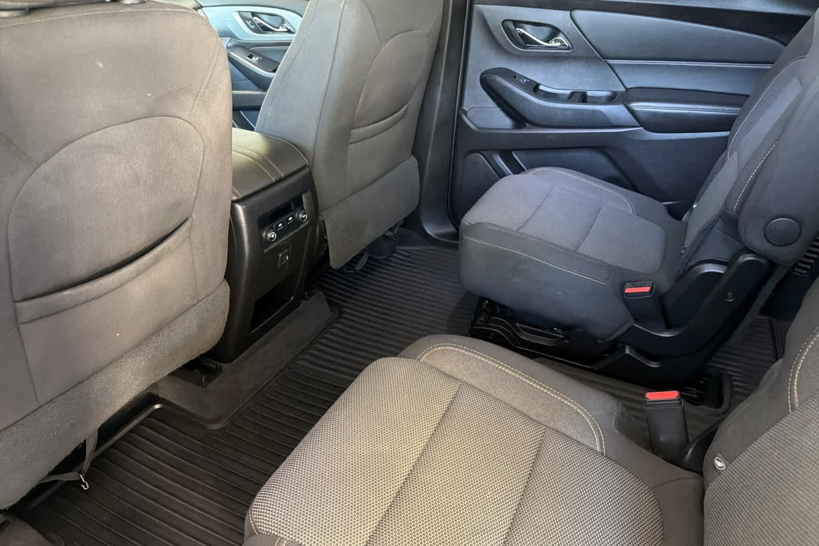 Used 2019 Chevrolet Traverse LT AWD/4WD image 4