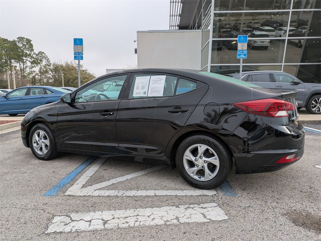 Used 2019 Hyundai Elantra SE w/ Cargo Package image 4