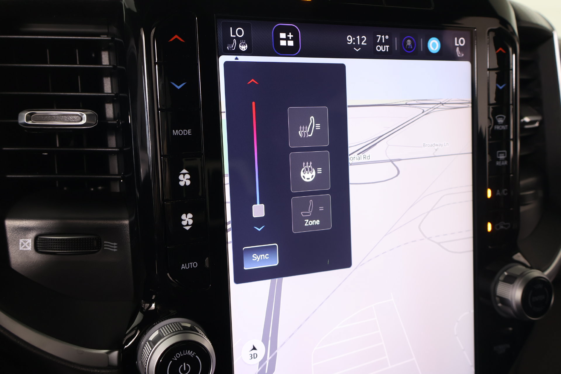 New 2026 RAM 1500 4x4 Crew Cab image 8