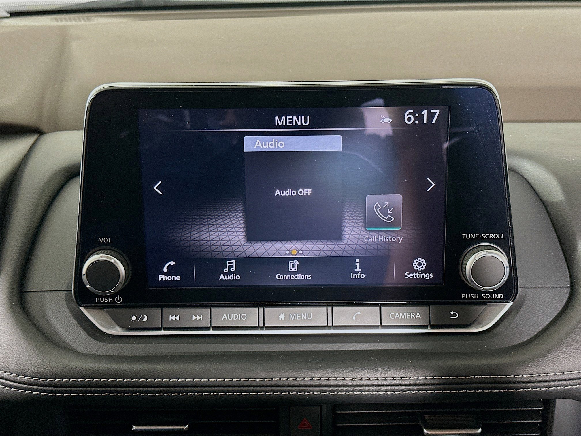 Used 2023 Nissan Rogue SV FWD image 19