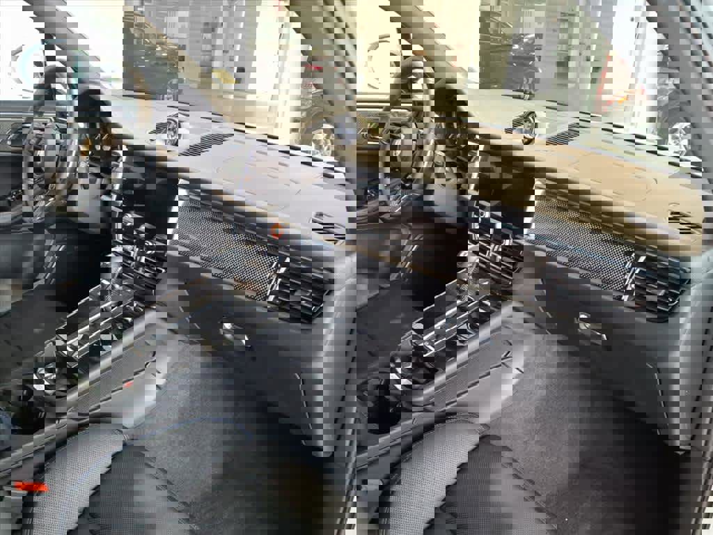 Used 2025 Porsche Macan GTS image 20