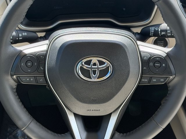Certified 2023 Toyota Corolla Cross XLE FWD image 14