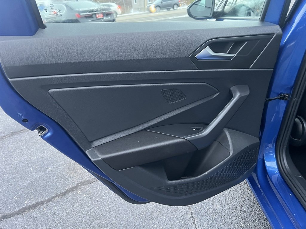 Used 2023 Volkswagen Jetta Sport image 19