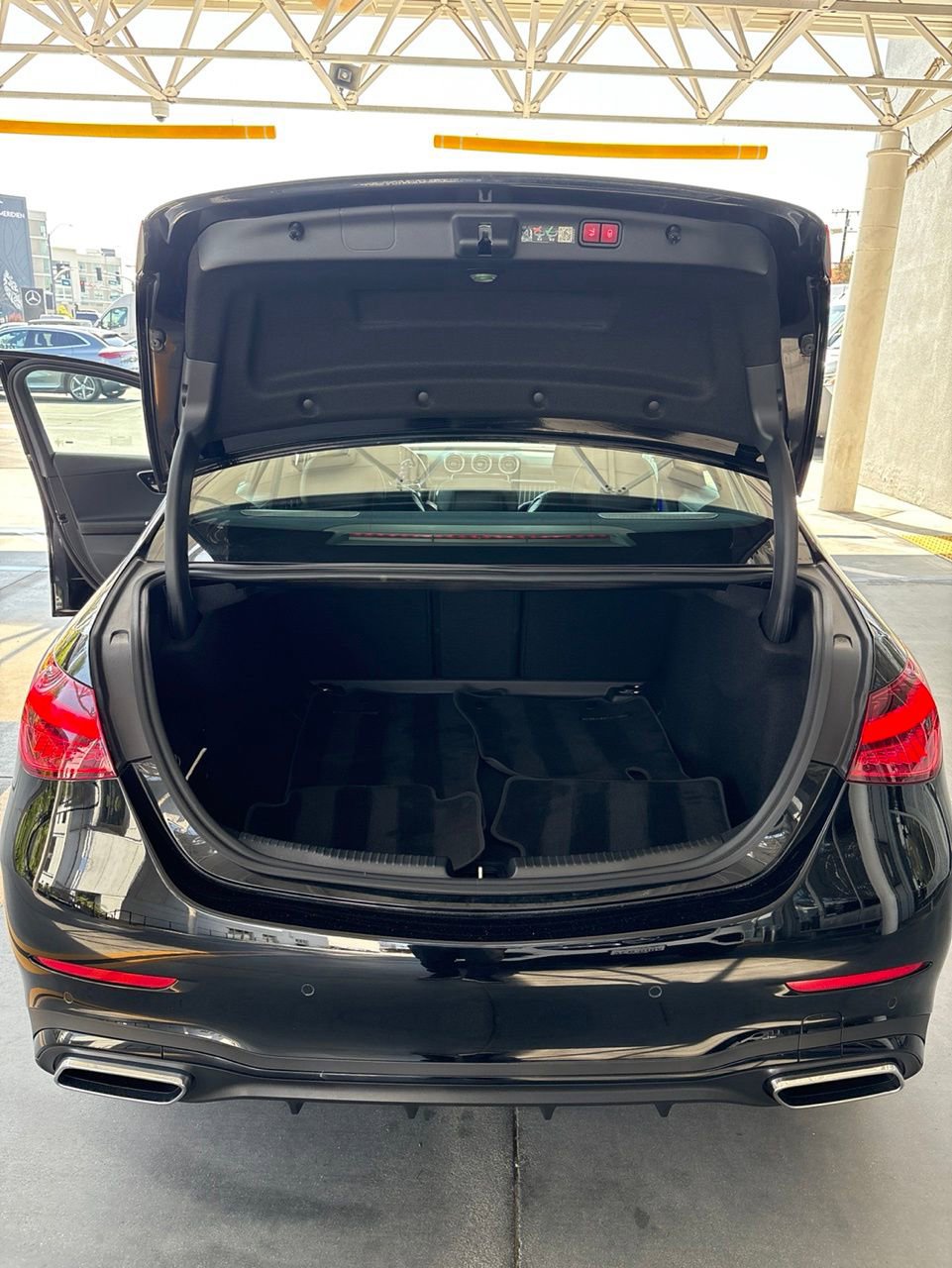 Certified 2023 Mercedes-Benz C 300 Sedan image 9
