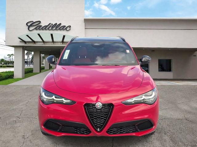 Used 2025 Alfa Romeo Stelvio Sprint w/ Veloce Package image 8