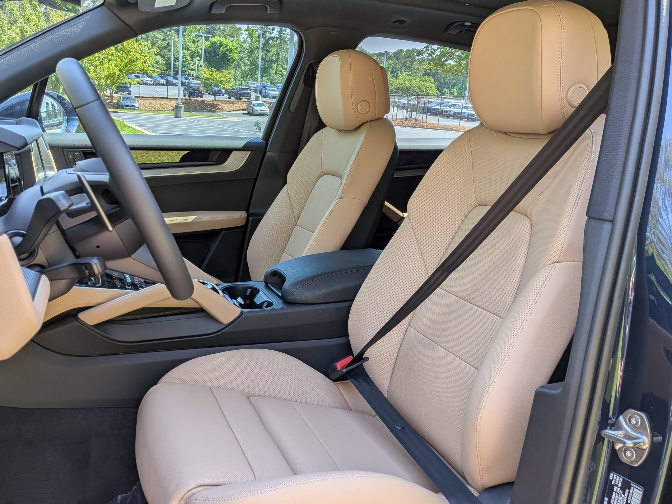 New 2026 Porsche Cayenne AWD/4WD image 5