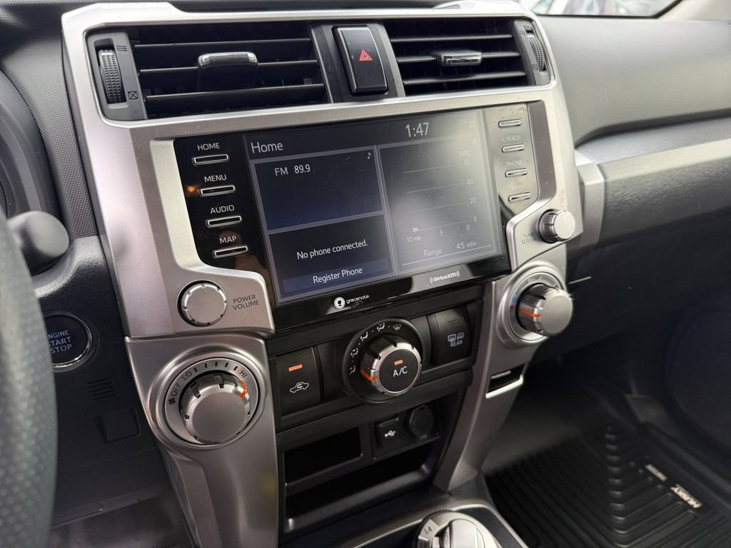Used 2023 Toyota 4Runner SR5 AWD/4WD image 18