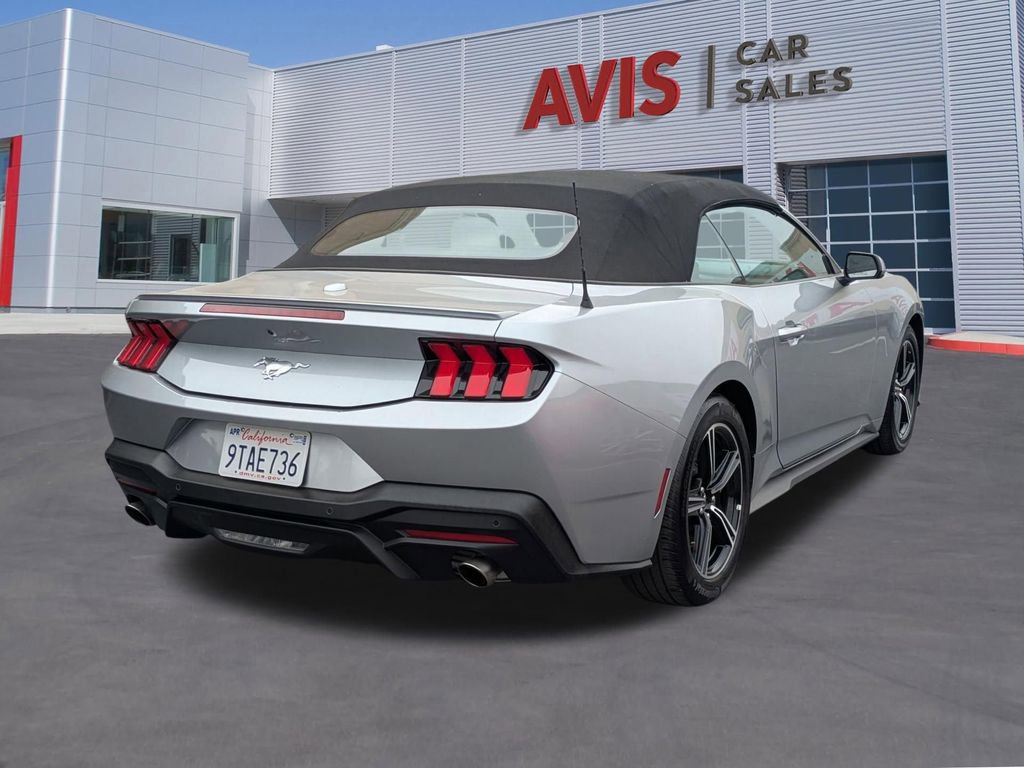 Used 2025 Ford Mustang Premium RWD image 6