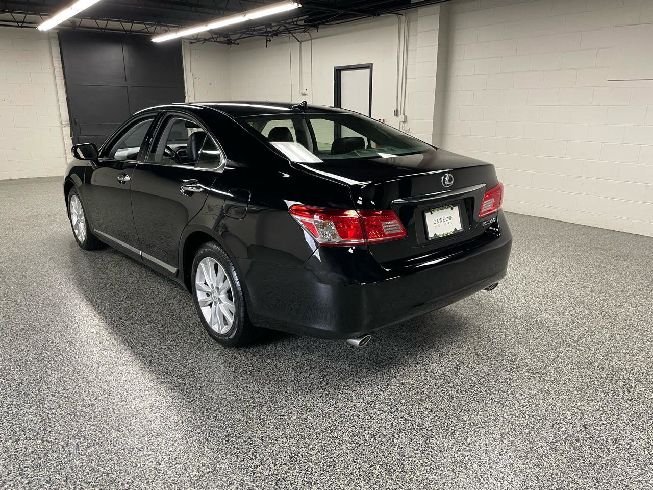 Used 2011 Lexus ES 350 image 7