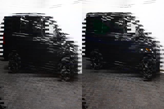 Used 2019 Mercedes-Benz Metris Passenger image 4