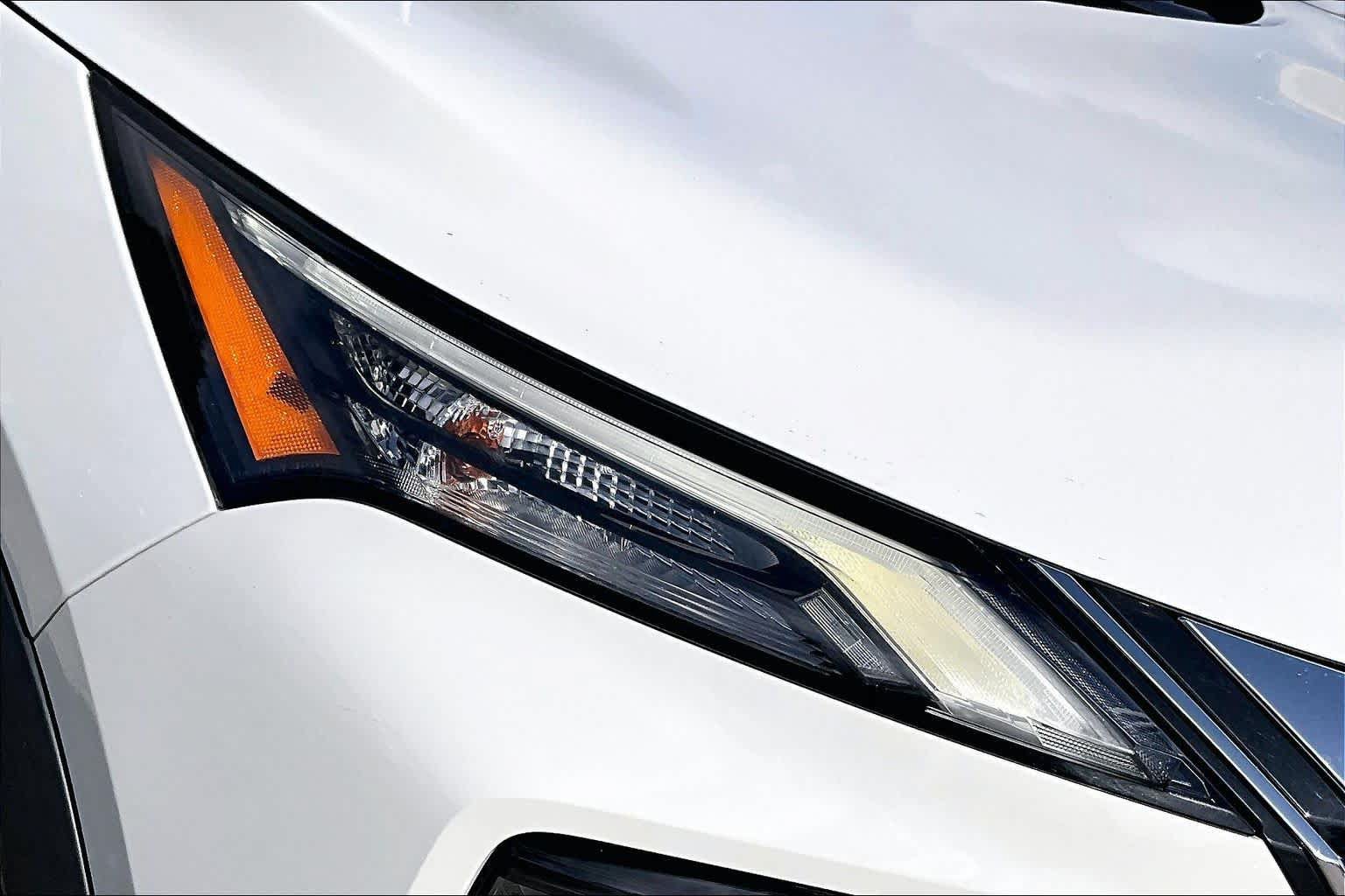 Used 2023 Nissan Rogue S FWD image 25