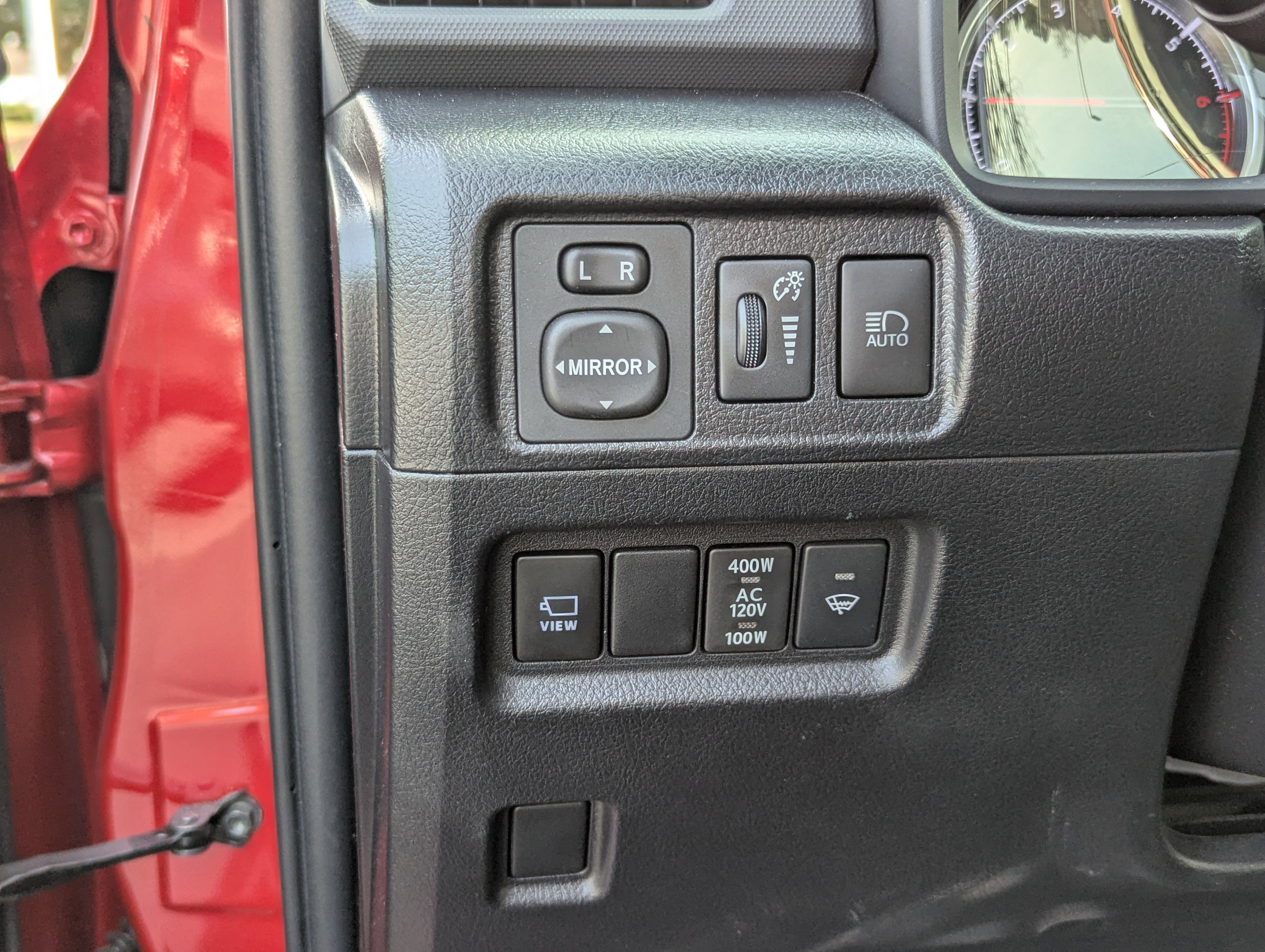 Used 2022 Toyota 4Runner Limited image 18