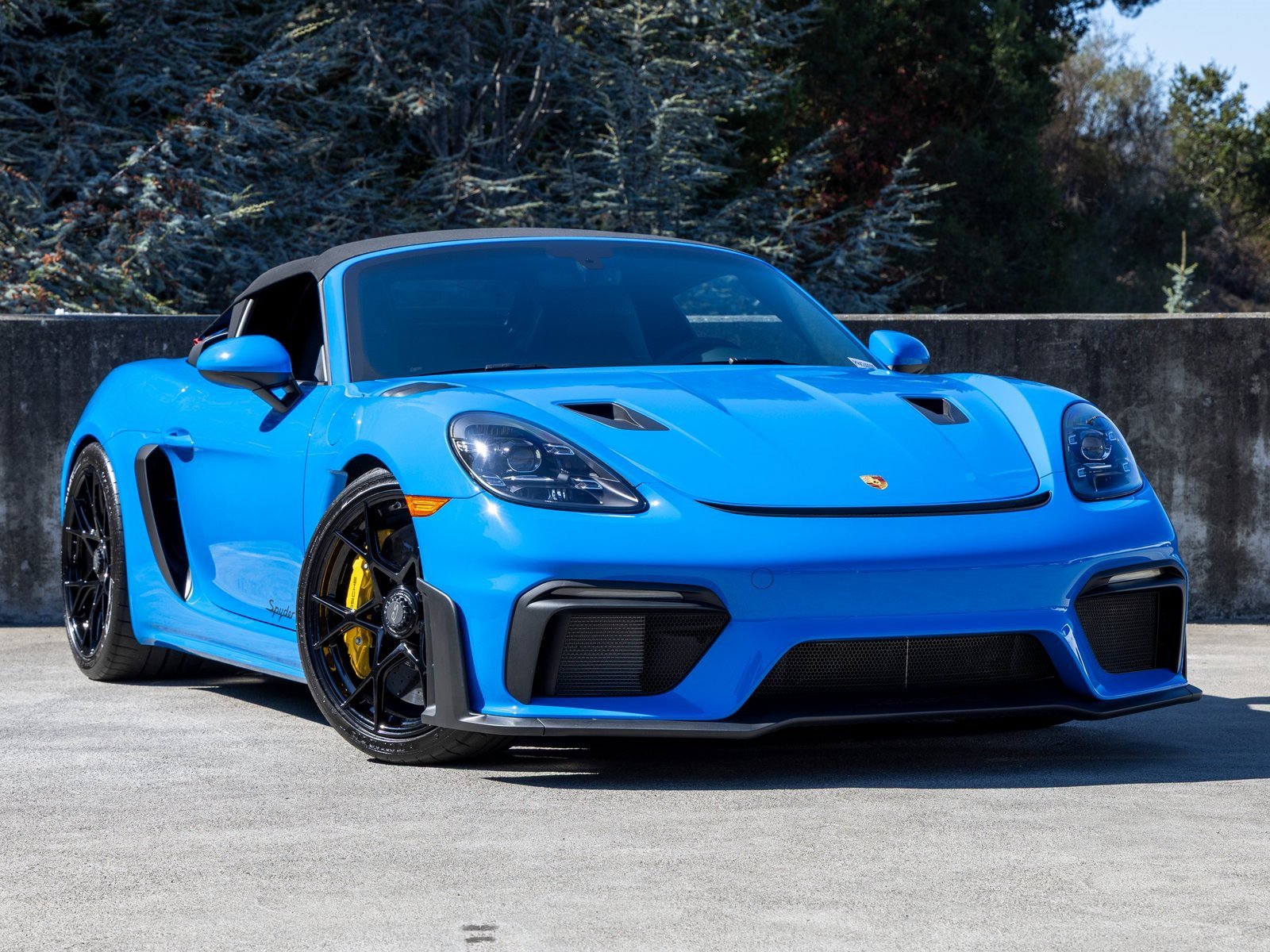 Certified 2024 Porsche 718 Boxster Spyder RS w/ Light Design Package image 6