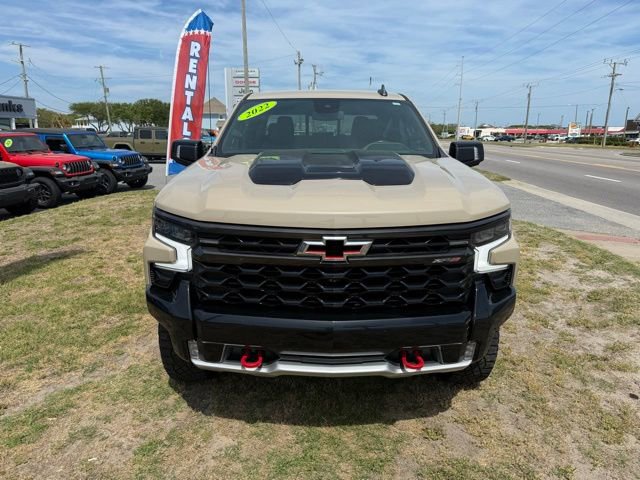 Used 2022 Chevrolet Silverado 1500 ZR2 image 2