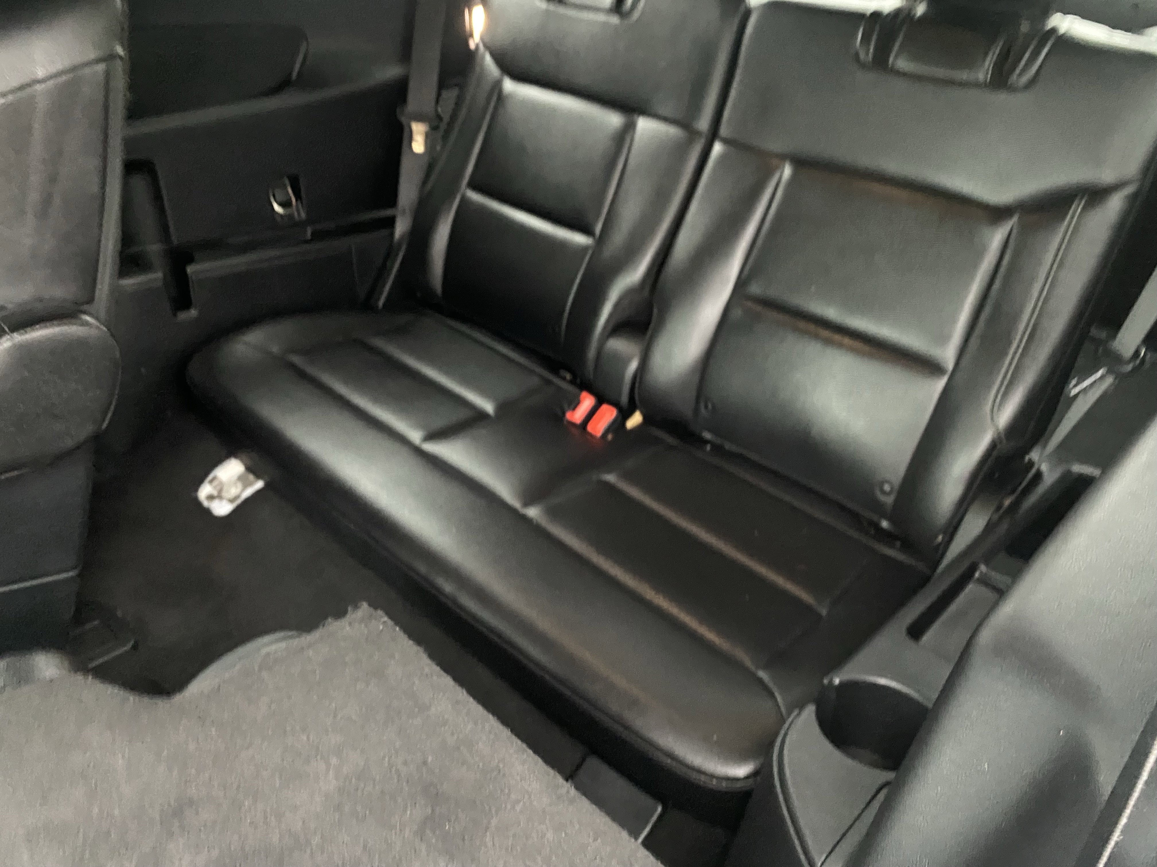 Used 2020 Ford Explorer XLT w/ Equipment Group 202A AWD/4WD image 12