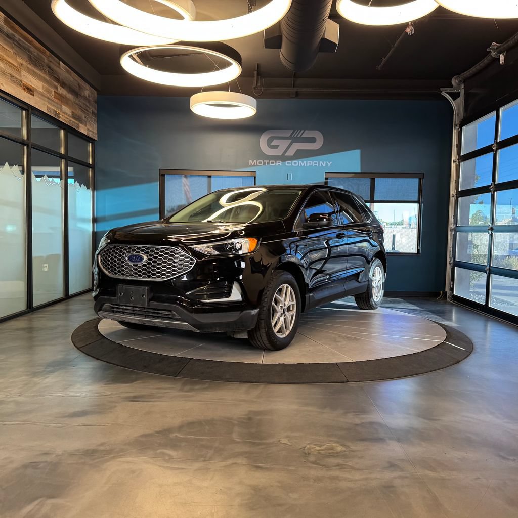 Used 2023 Ford Edge SEL AWD/4WD image 7