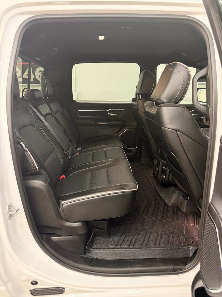 Used 2025 RAM 1500 Laramie AWD/4WD image 38