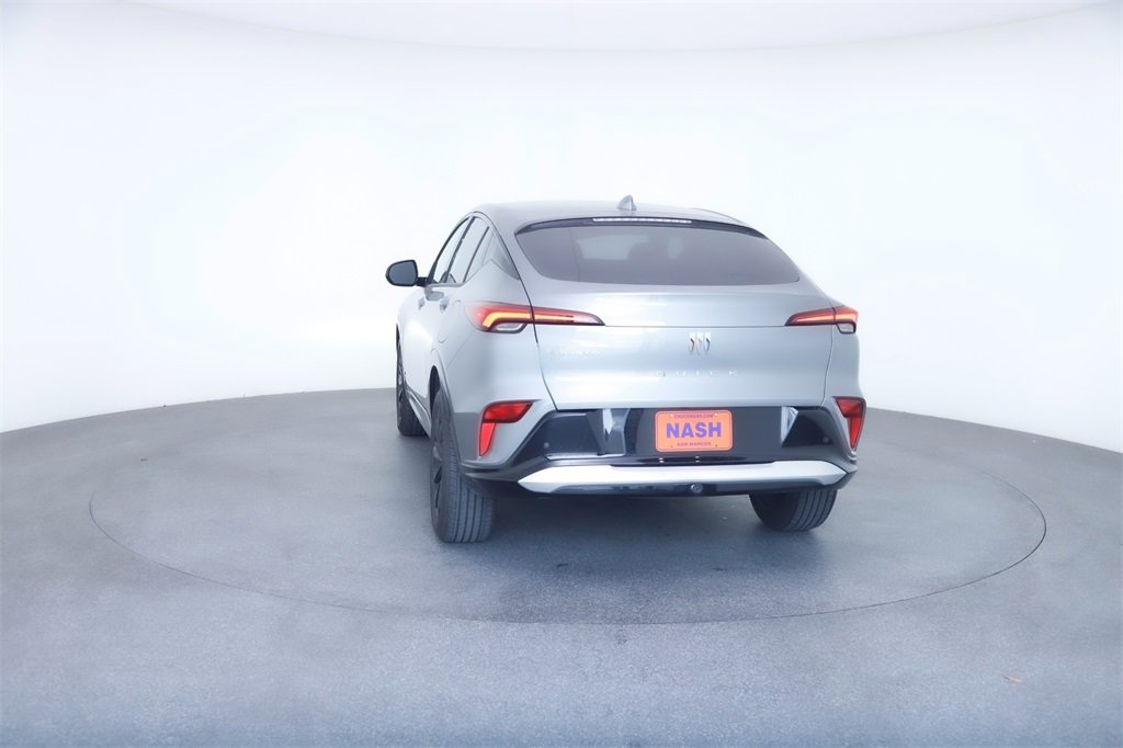 Used 2025 Buick Envista Sport Touring image 5