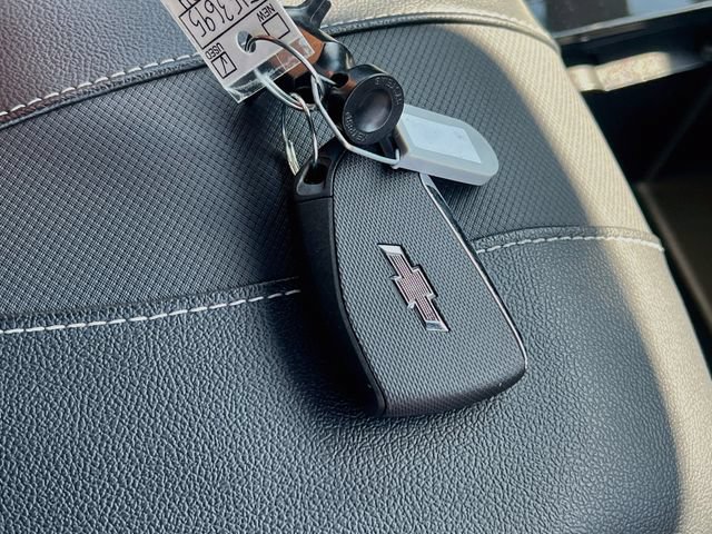 Used 2024 Chevrolet Traverse RS w/ LPO, Floor Liner Package AWD/4WD image 33