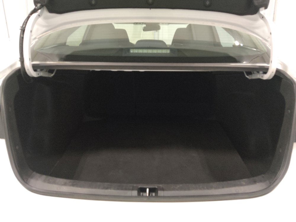 Used 2022 Toyota Corolla LE FWD image 29