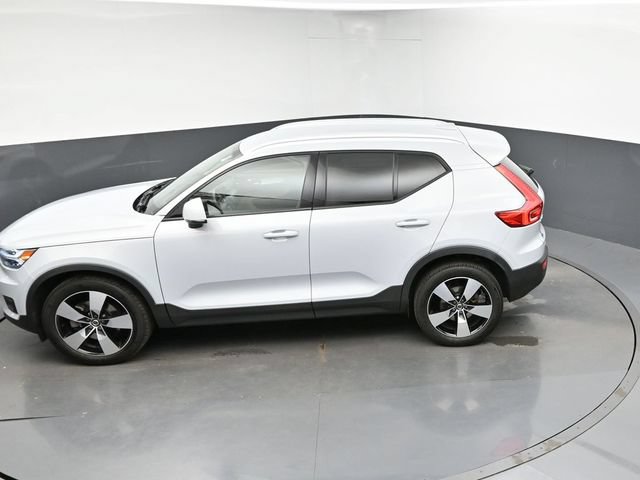 Used 2022 Volvo XC40 T4 Momentum FWD image 44