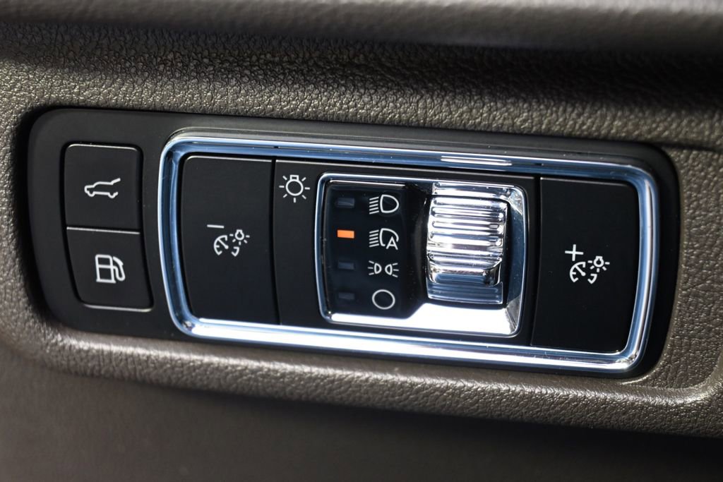 Used 2024 Lincoln Corsair Grand Touring w/ Equipment Group 301A AWD/4WD image 24