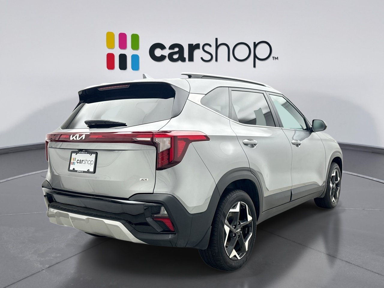 Used 2024 Kia Seltos EX AWD/4WD image 5