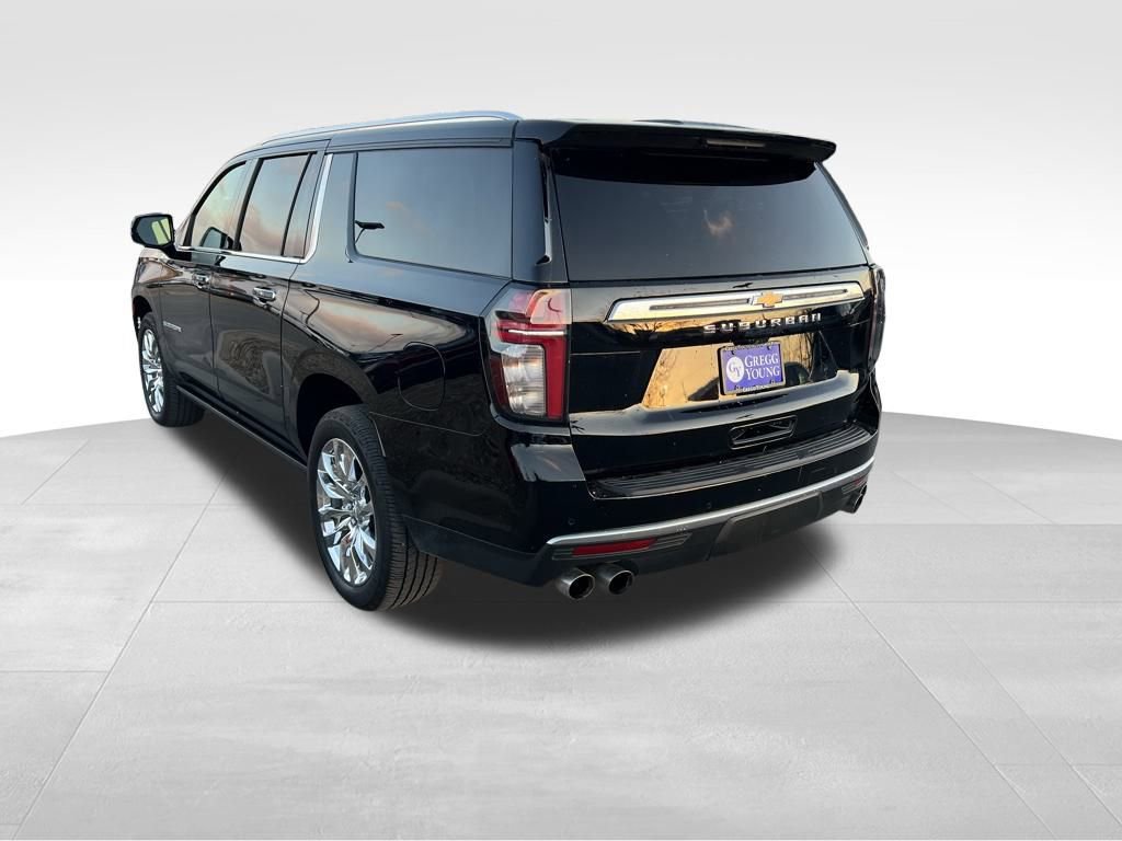 Used 2021 Chevrolet Suburban High Country w/ Premium Package 2 image 4
