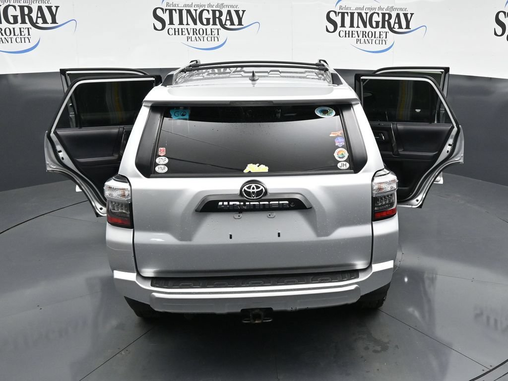 Used 2018 Toyota 4Runner TRD Off-Road Premium AWD/4WD image 35