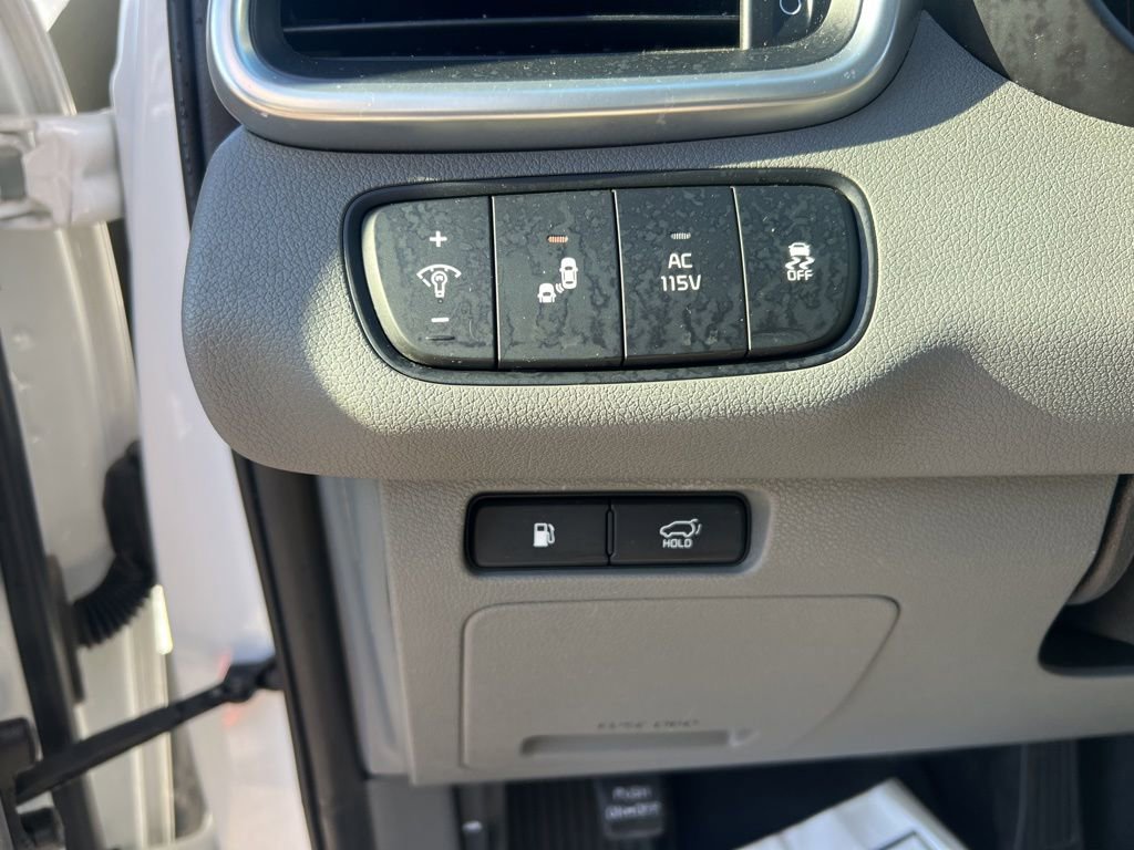 Used 2016 Kia Sorento SX image 30