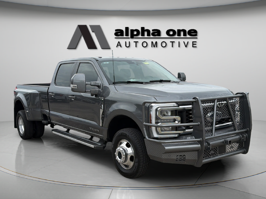 Used 2025 Ford F350 Lariat AWD/4WD image 3