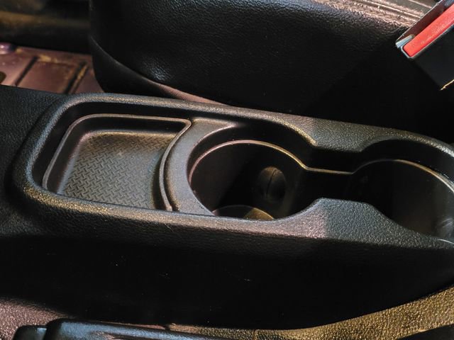 Used 2017 Jeep Wrangler Sahara image 36