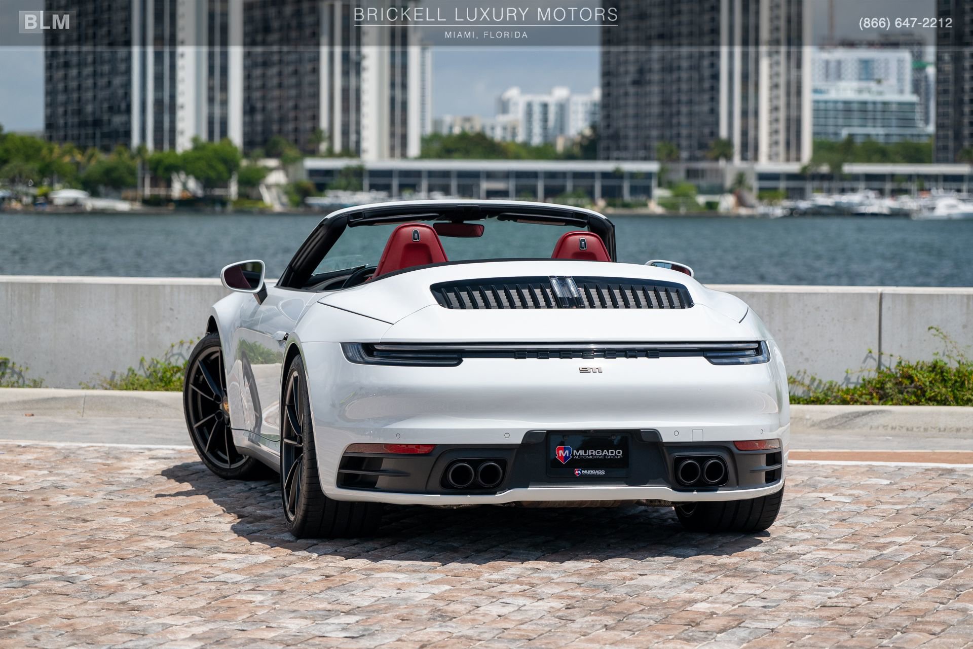 Used 2020 Porsche 911 Carrera RWD image 3