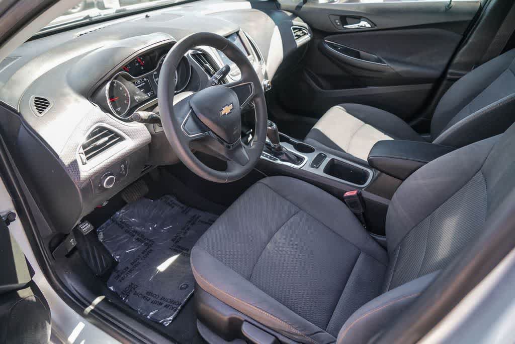 Used 2019 Chevrolet Cruze LS FWD image 16