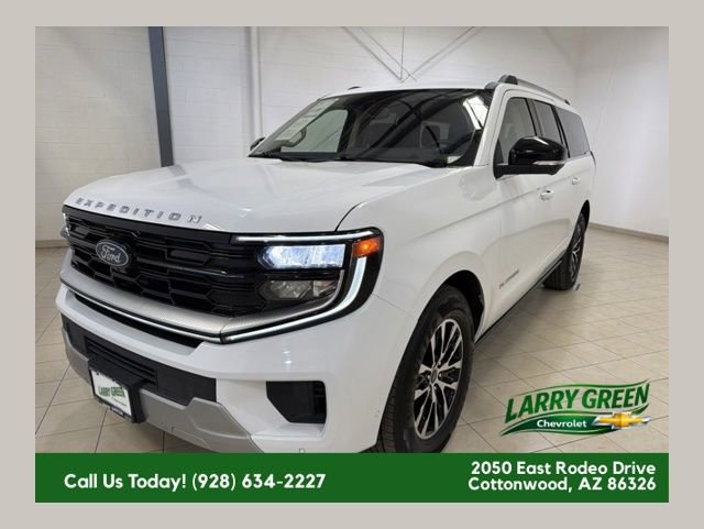Used 2025 Ford Expedition Max Platinum AWD/4WD image 1