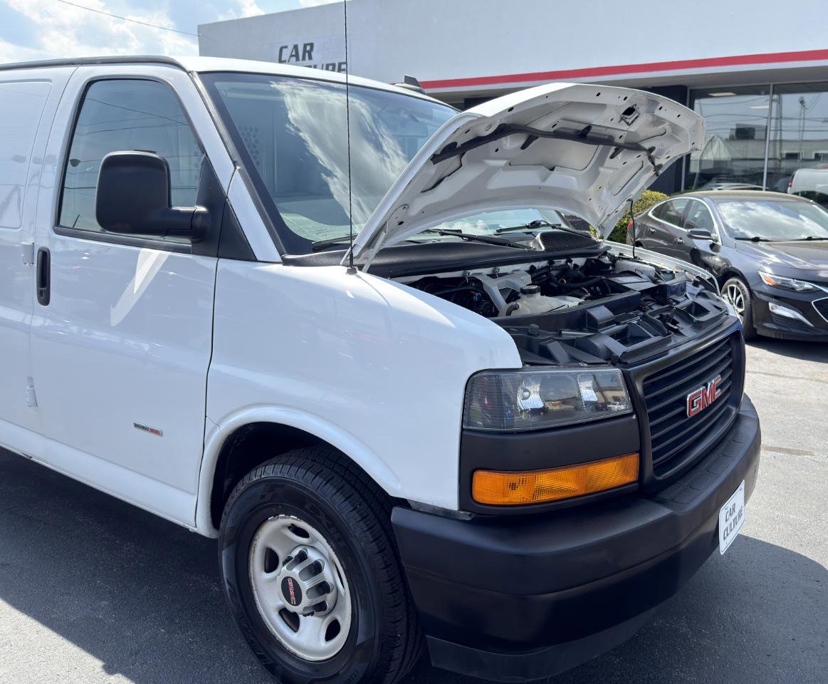 Used 2018 GMC Savana 2500 Extended RWD image 53