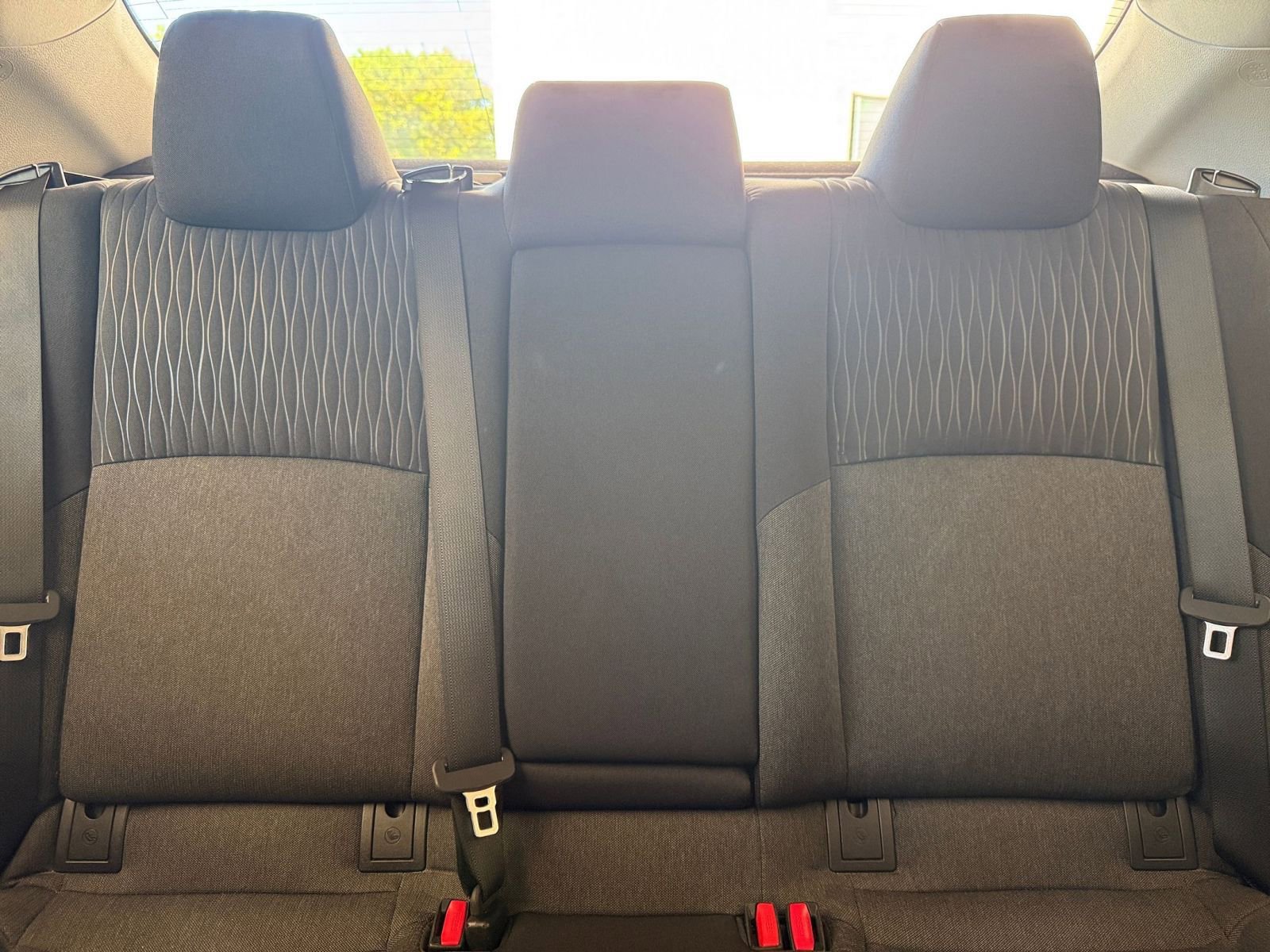 Used 2025 Toyota Camry LE image 32