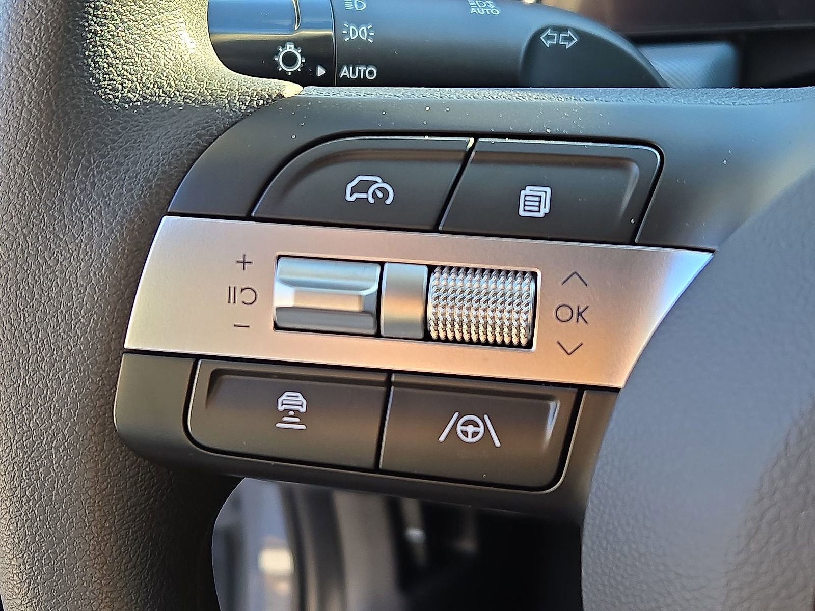 Used 2025 Hyundai Sonata SE image 23