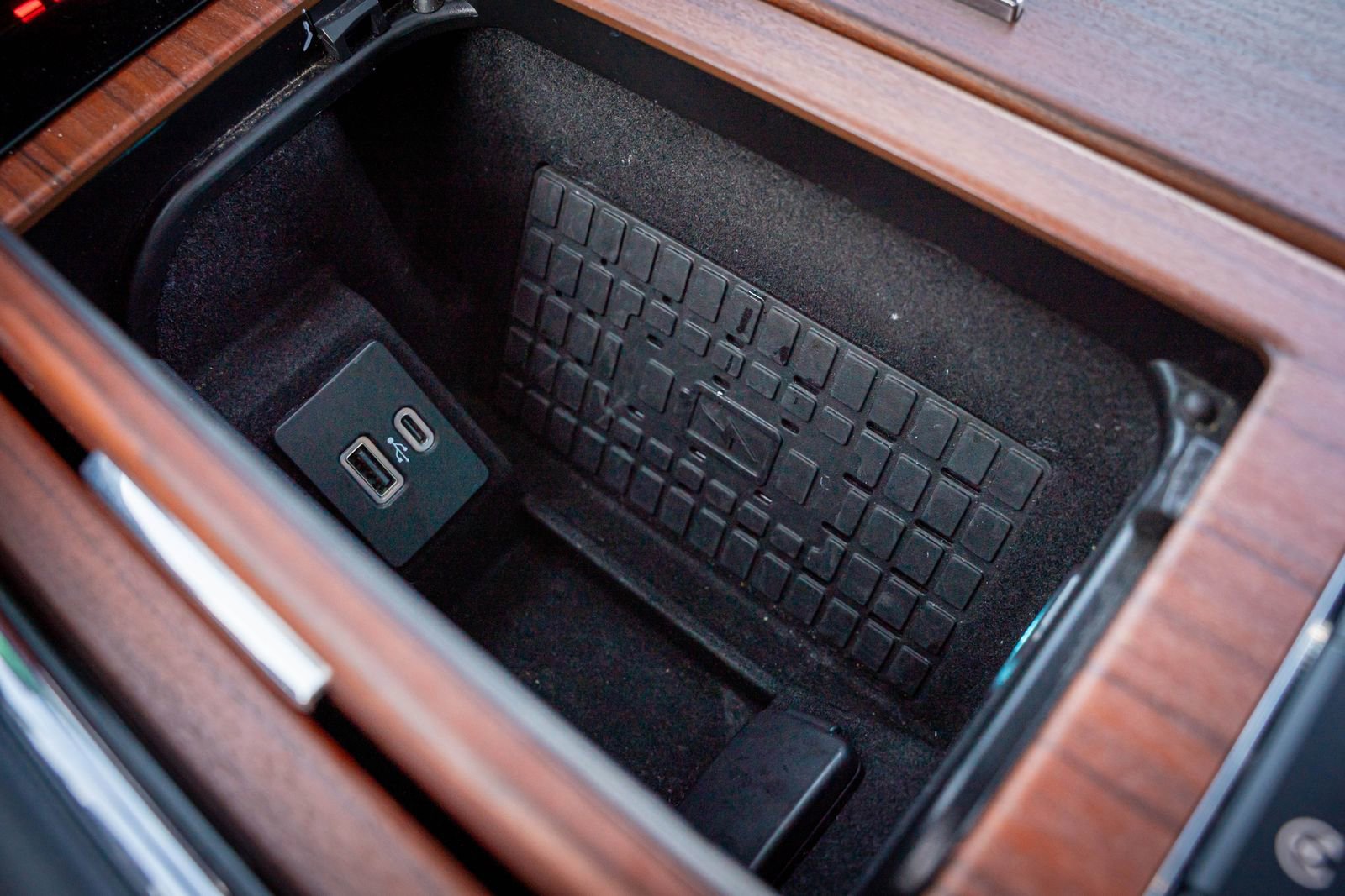 Used 2024 Lincoln Navigator Reserve image 24