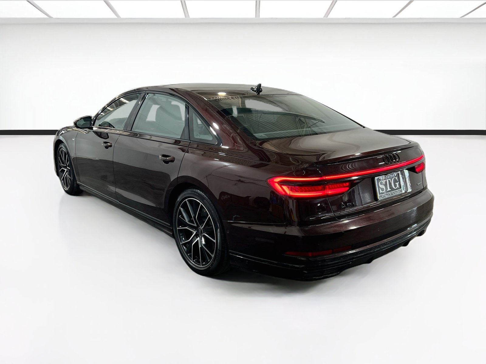 Used 2021 Audi A8 L 4.0T AWD/4WD image 6