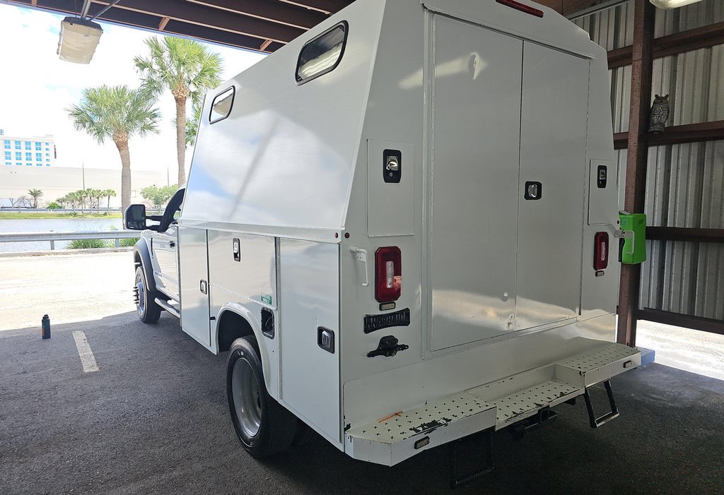 Used 2018 Ford F550 2WD SuperCab Super Duty w/ Power Equipment Group image 3