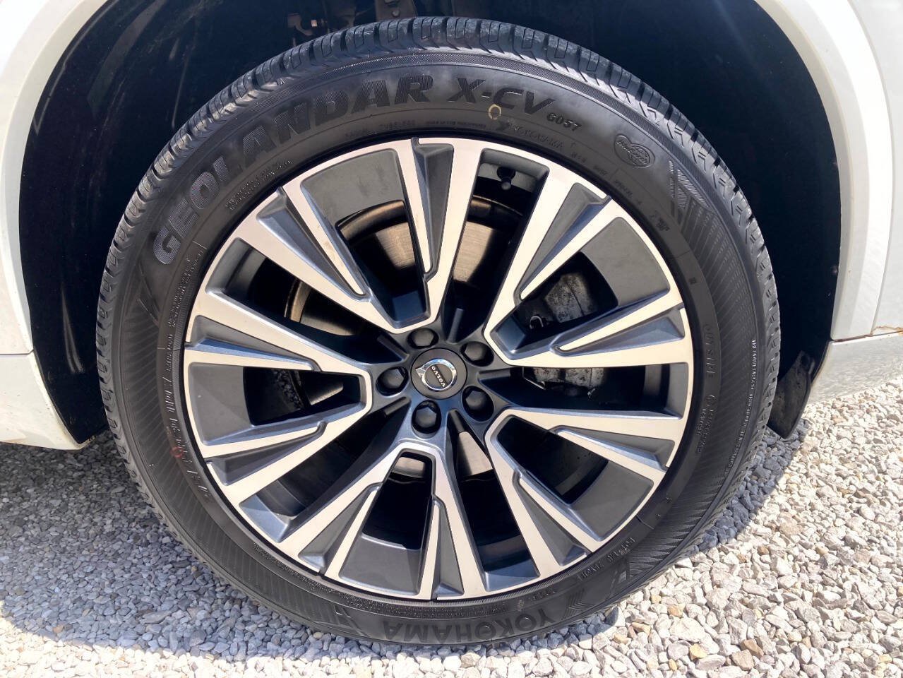 Used 2022 Volvo XC90 T6 Momentum w/ Climate Package AWD/4WD image 21
