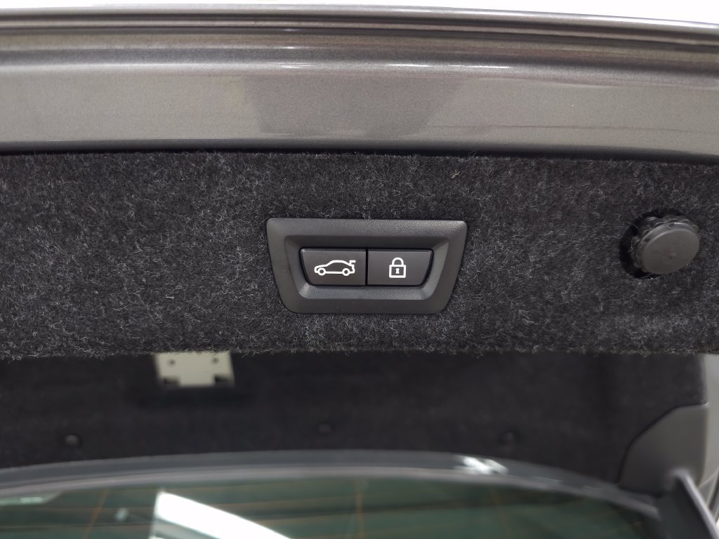 Used 2023 BMW 540i xDrive w/ Executive Package AWD/4WD image 8