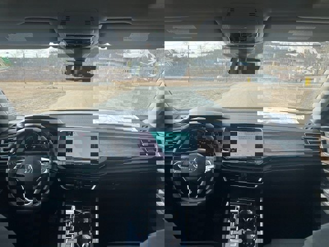 New 2026 Volkswagen Atlas SEL image 6