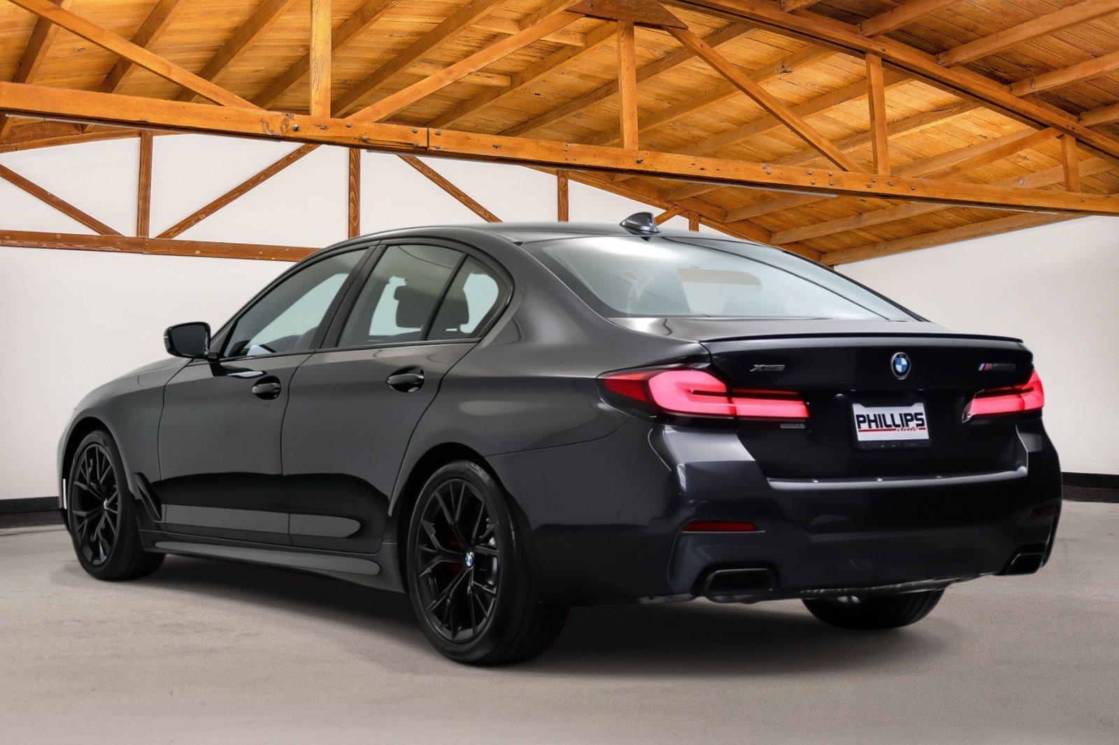 Used 2023 BMW M550i xDrive AWD/4WD image 3
