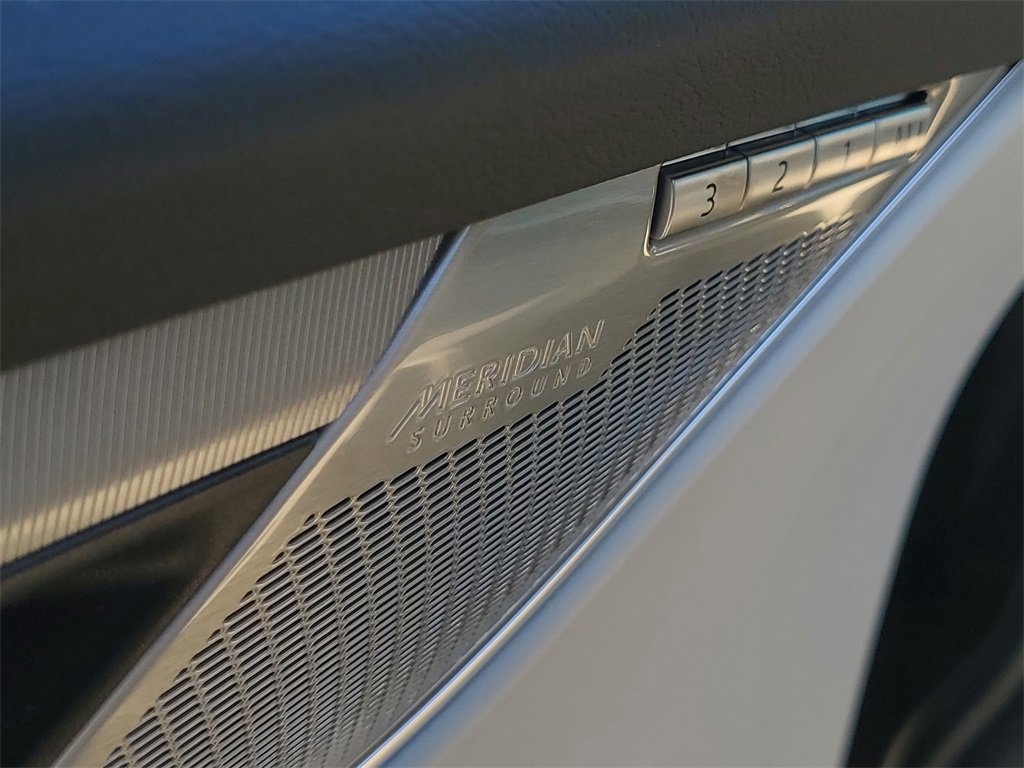 New 2026 Jaguar F-PACE R-Dynamic S image 13