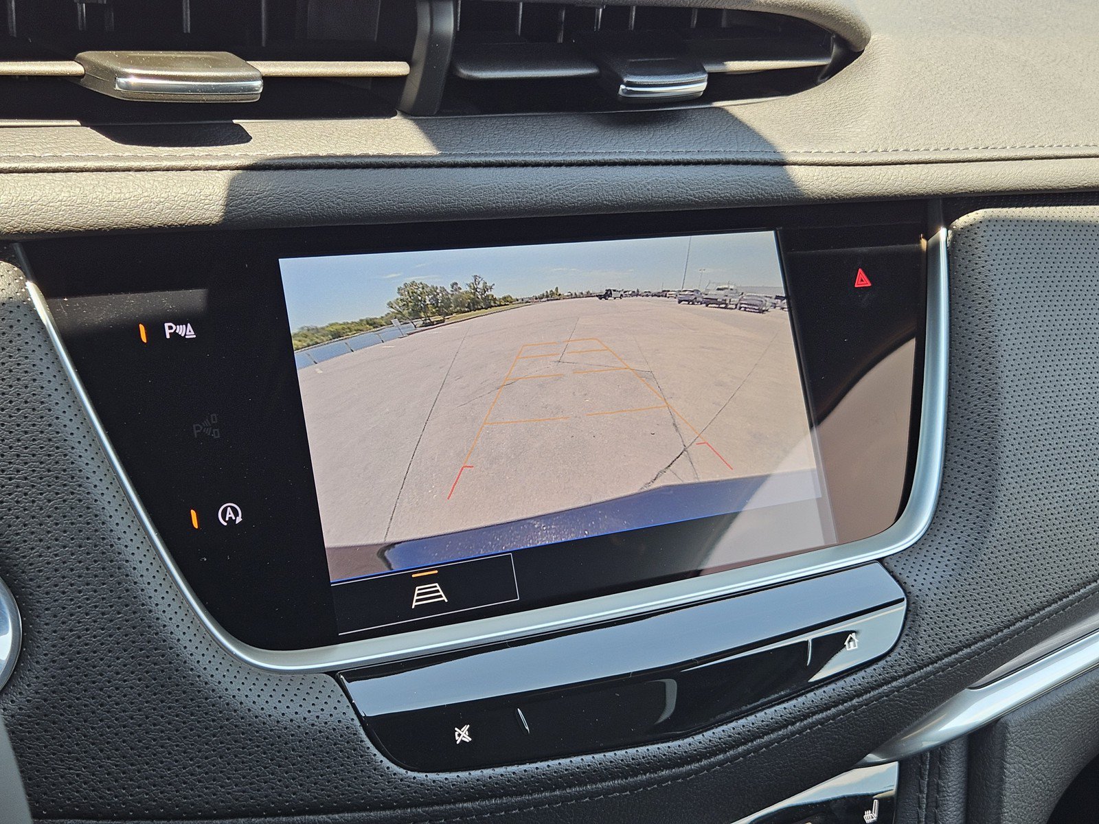 New 2026 Cadillac XT5 Luxury FWD image 13